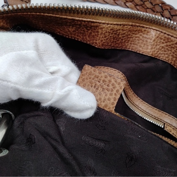 Gucci Tan and Brown Monogram large Shoulder Bag - Picture 7 of 15